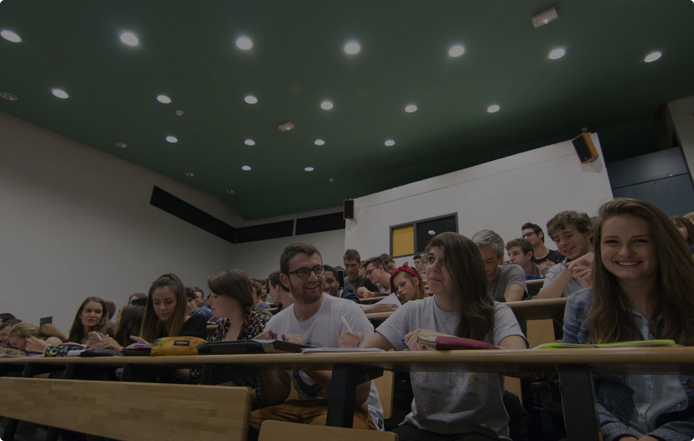 Étudiants dans l'amphithéâtre